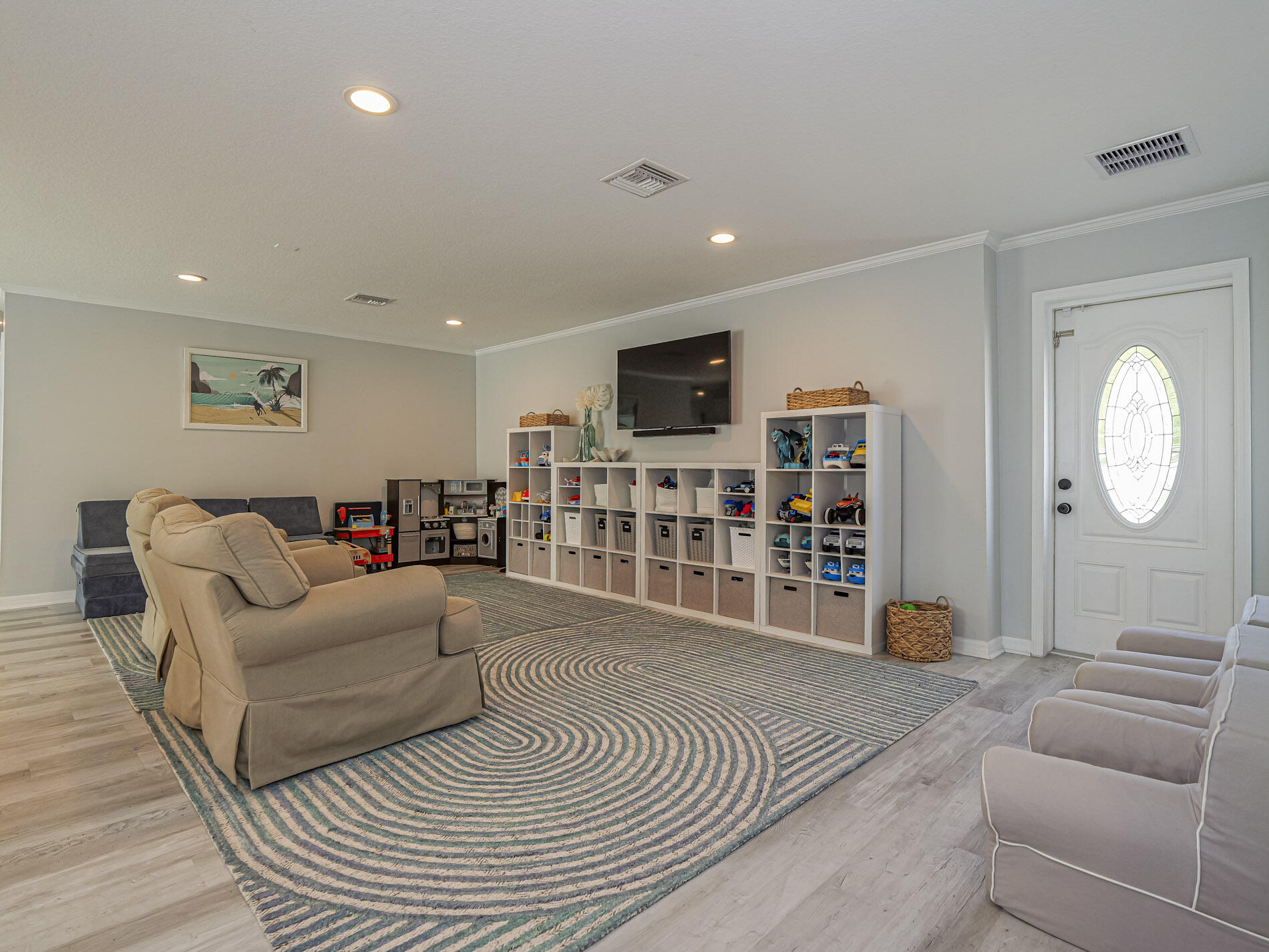 HICKORY HILL ESTATES - Residential