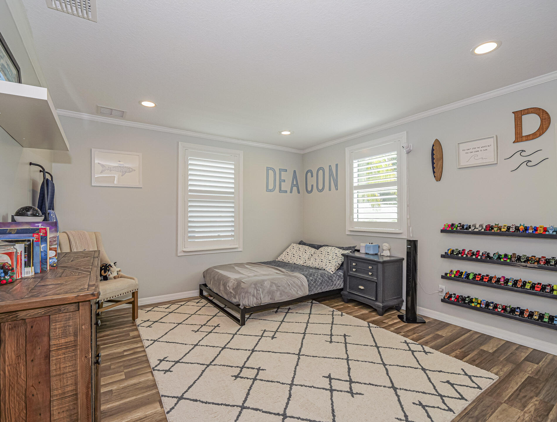 HICKORY HILL ESTATES - Residential