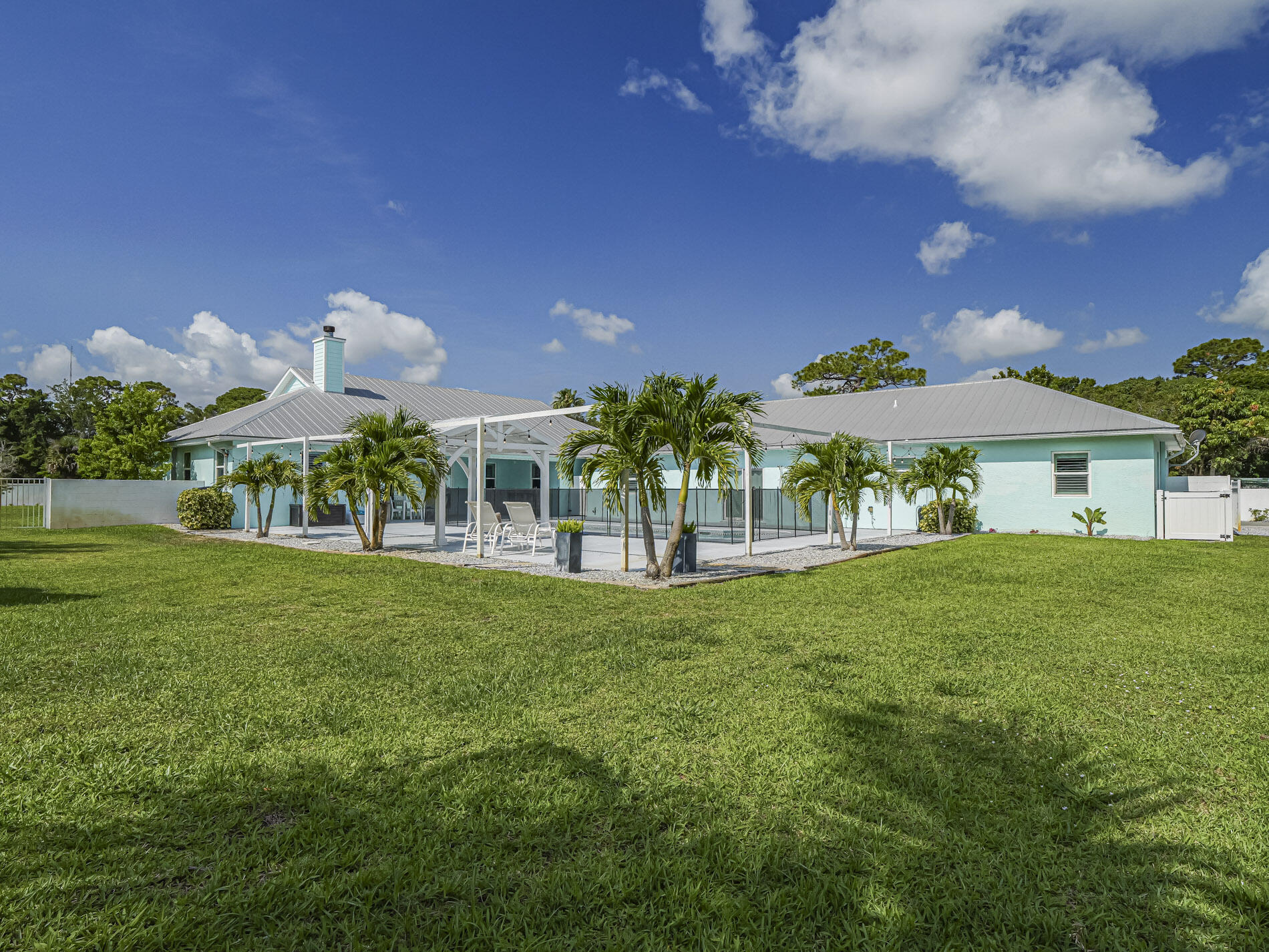 HICKORY HILL ESTATES - Residential