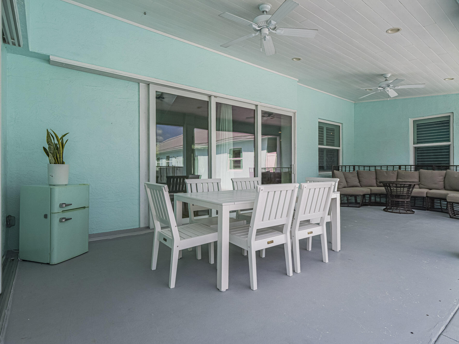 HICKORY HILL ESTATES - Residential