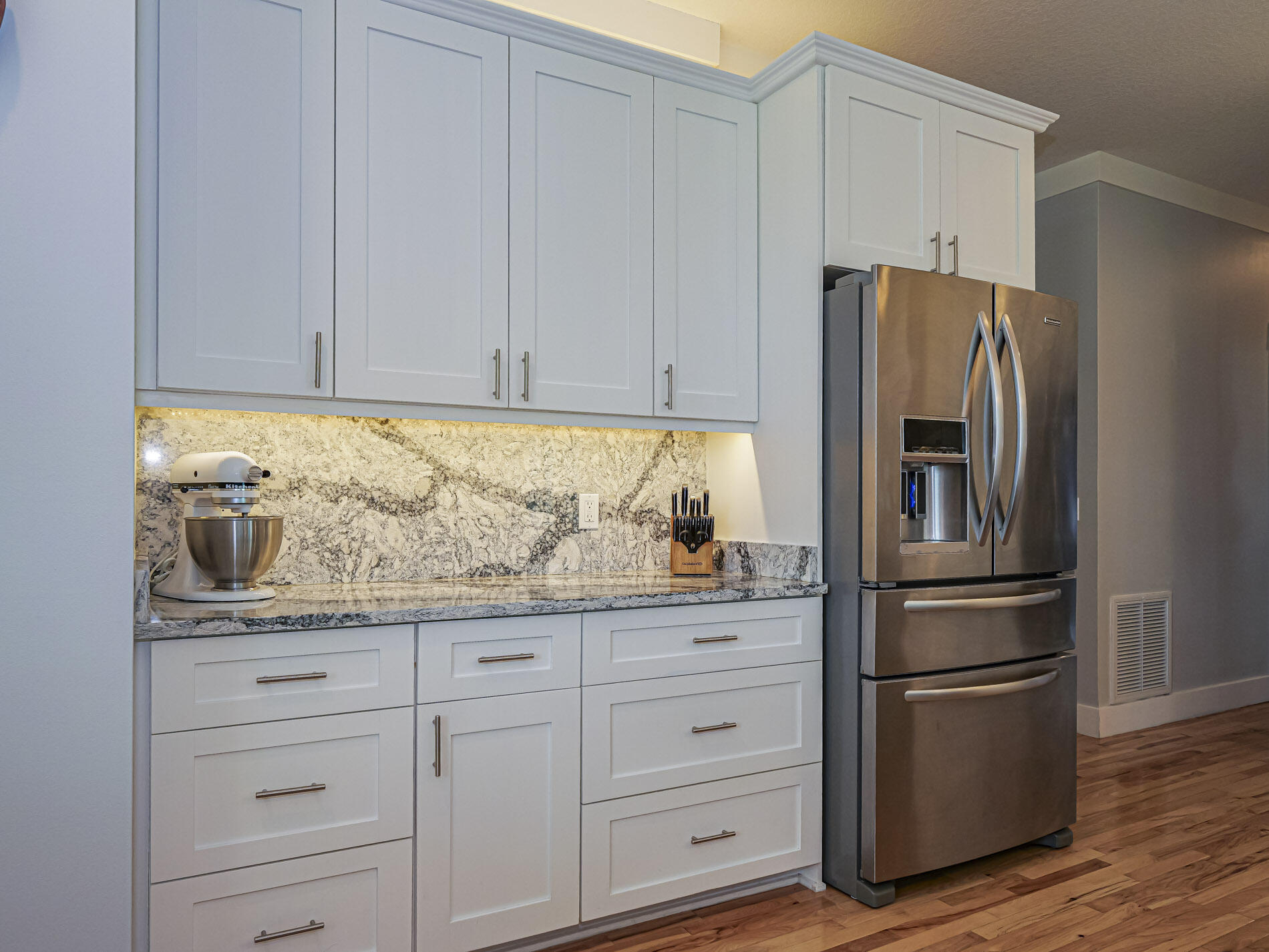 HICKORY HILL ESTATES - Residential