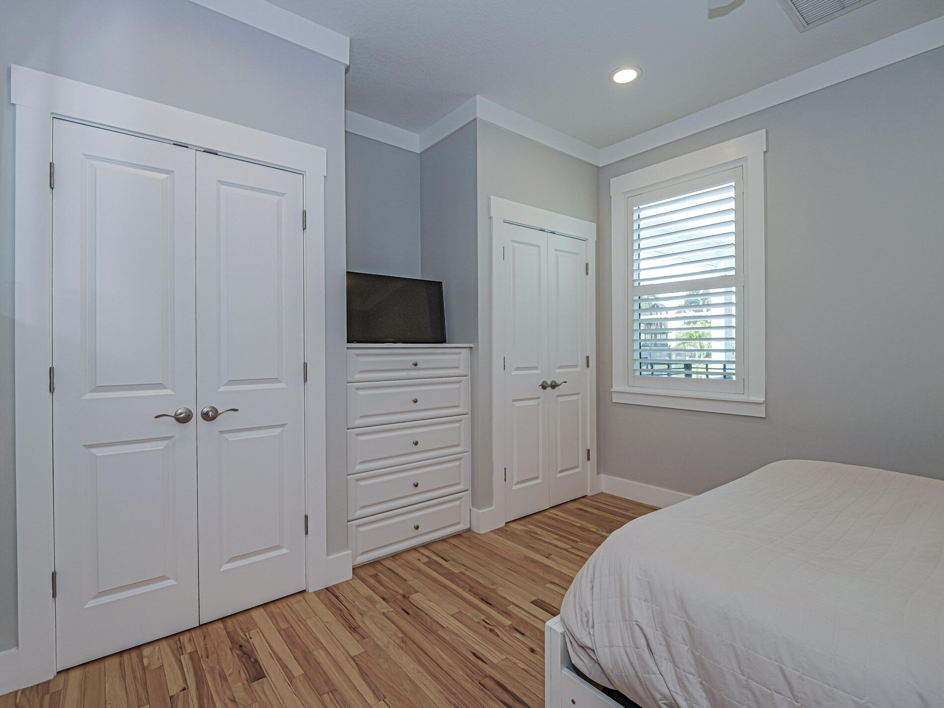 HICKORY HILL ESTATES - Residential