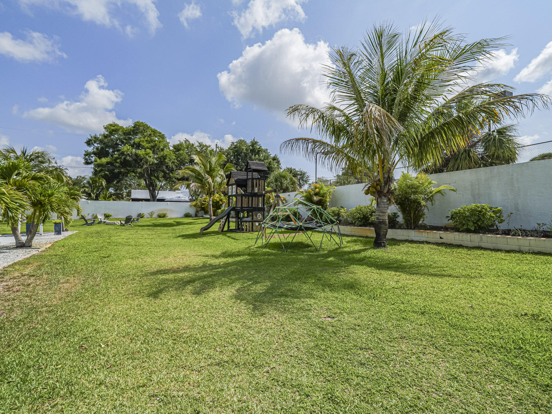 HICKORY HILL ESTATES - Residential