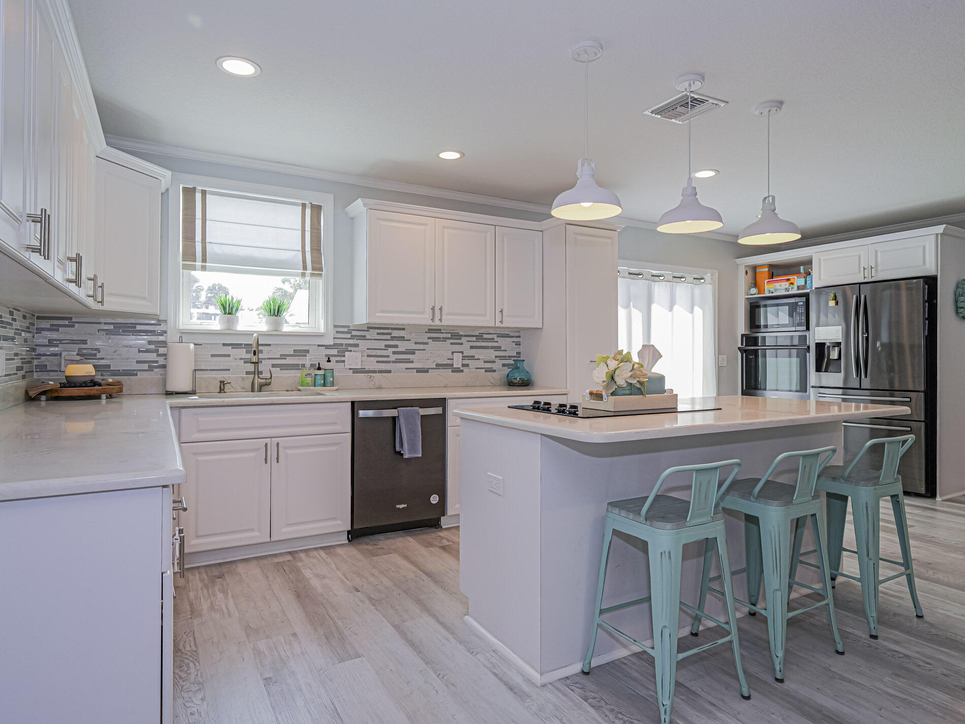 HICKORY HILL ESTATES - Residential