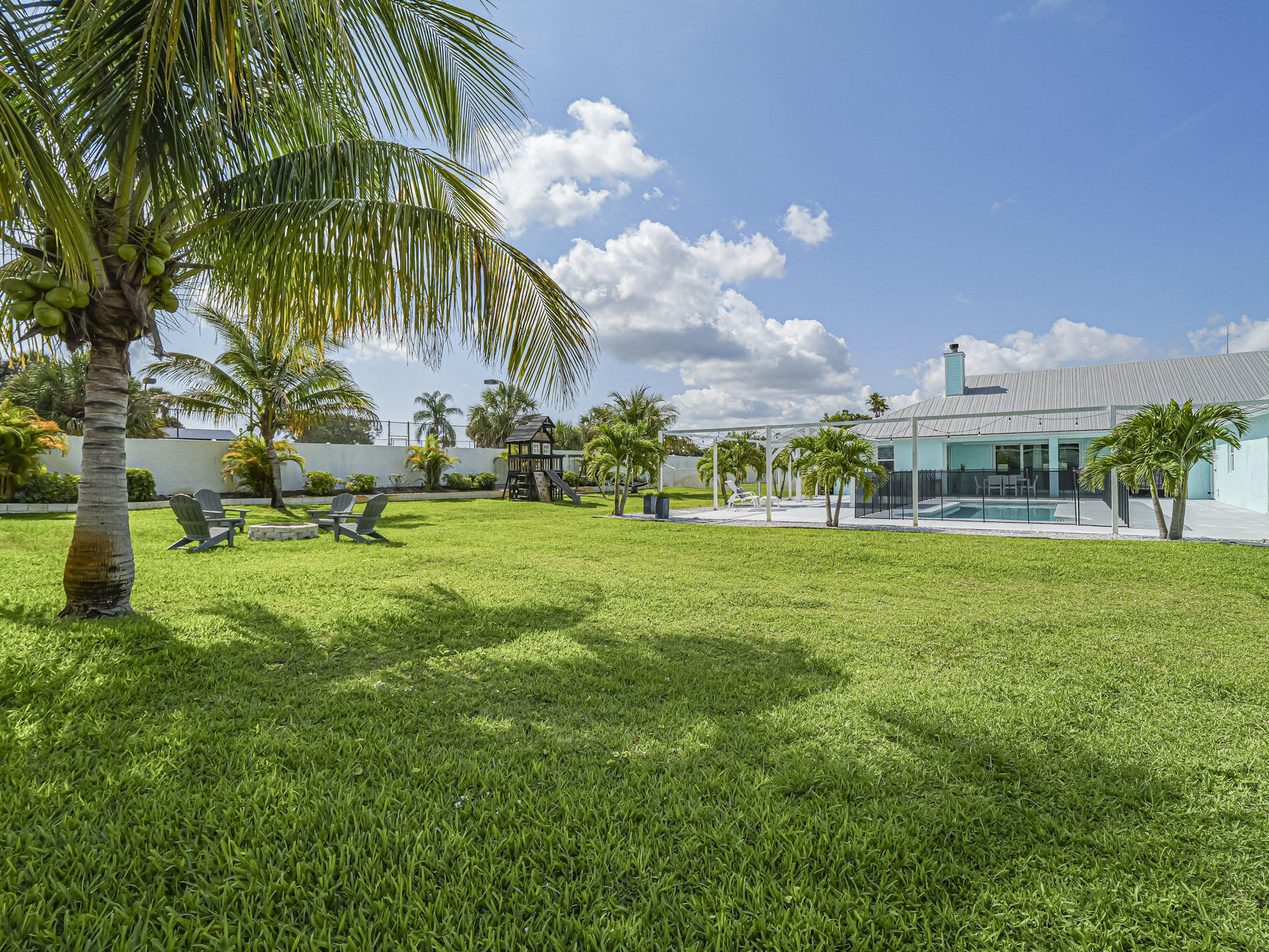 HICKORY HILL ESTATES - Residential