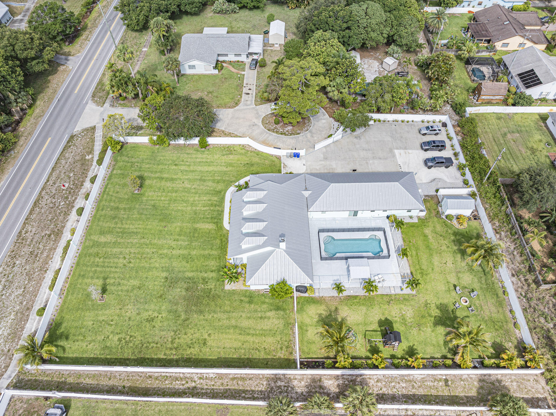 HICKORY HILL ESTATES - Residential