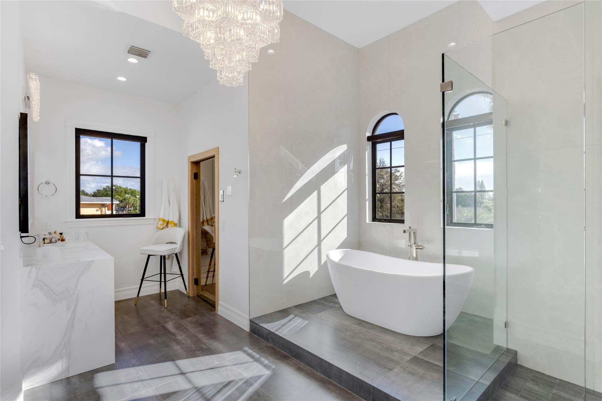 CORAL RIDGE COUNTRY CLUB - Residential