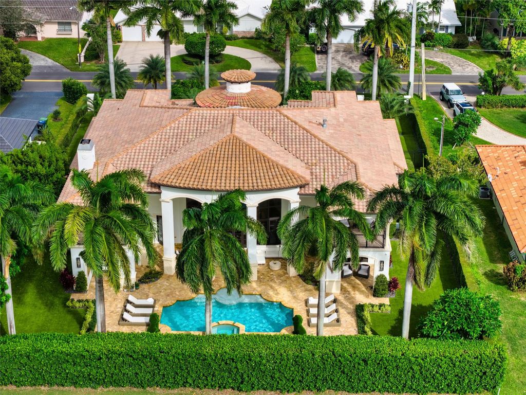 Photo of 4711 NE 25th Avenue, Fort Lauderdale, FL 33308 (MLS # F10530424)