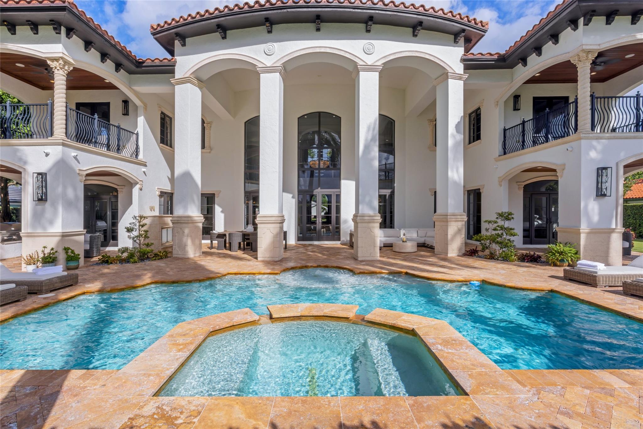 CORAL RIDGE COUNTRY CLUB - Residential