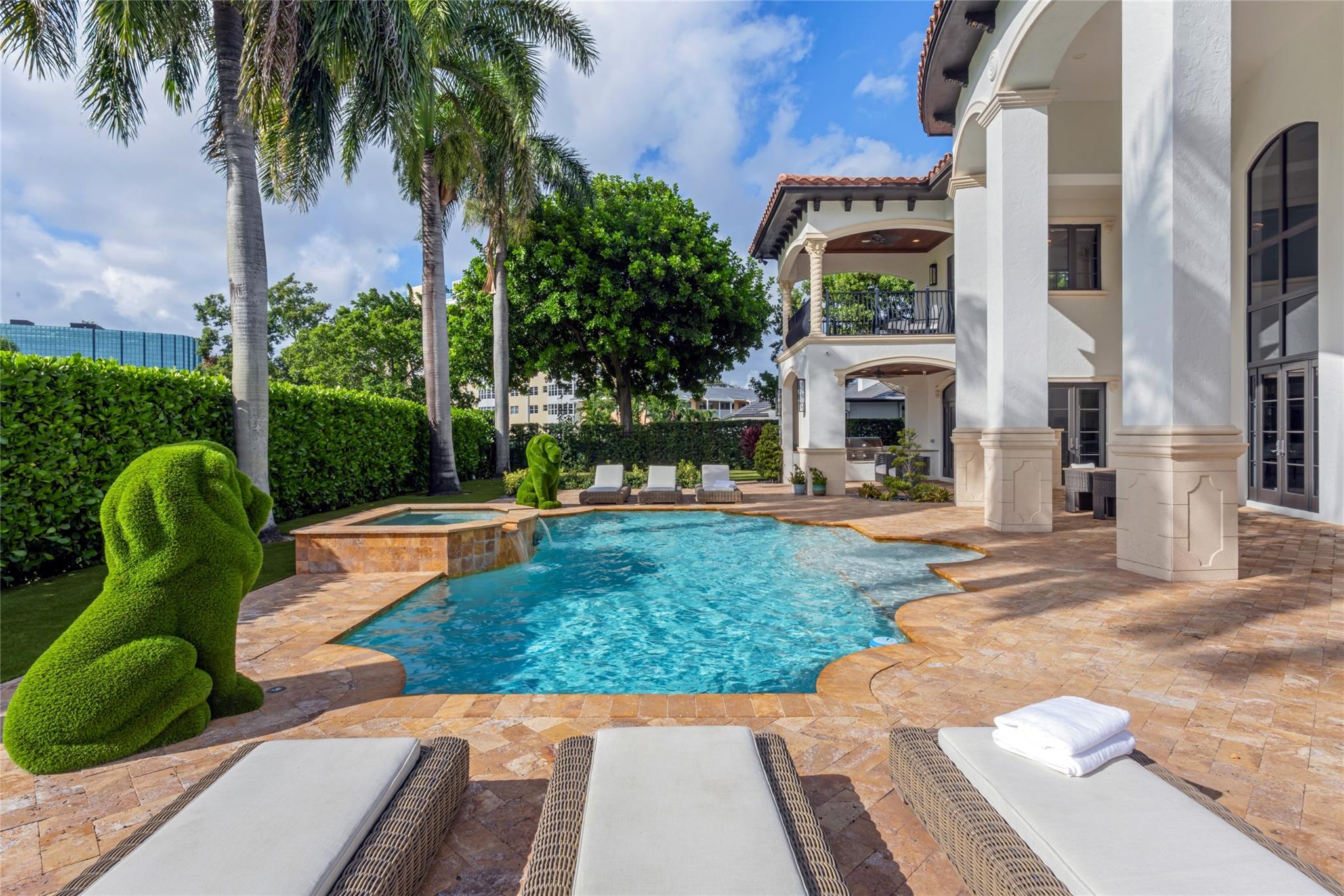 CORAL RIDGE COUNTRY CLUB - Residential