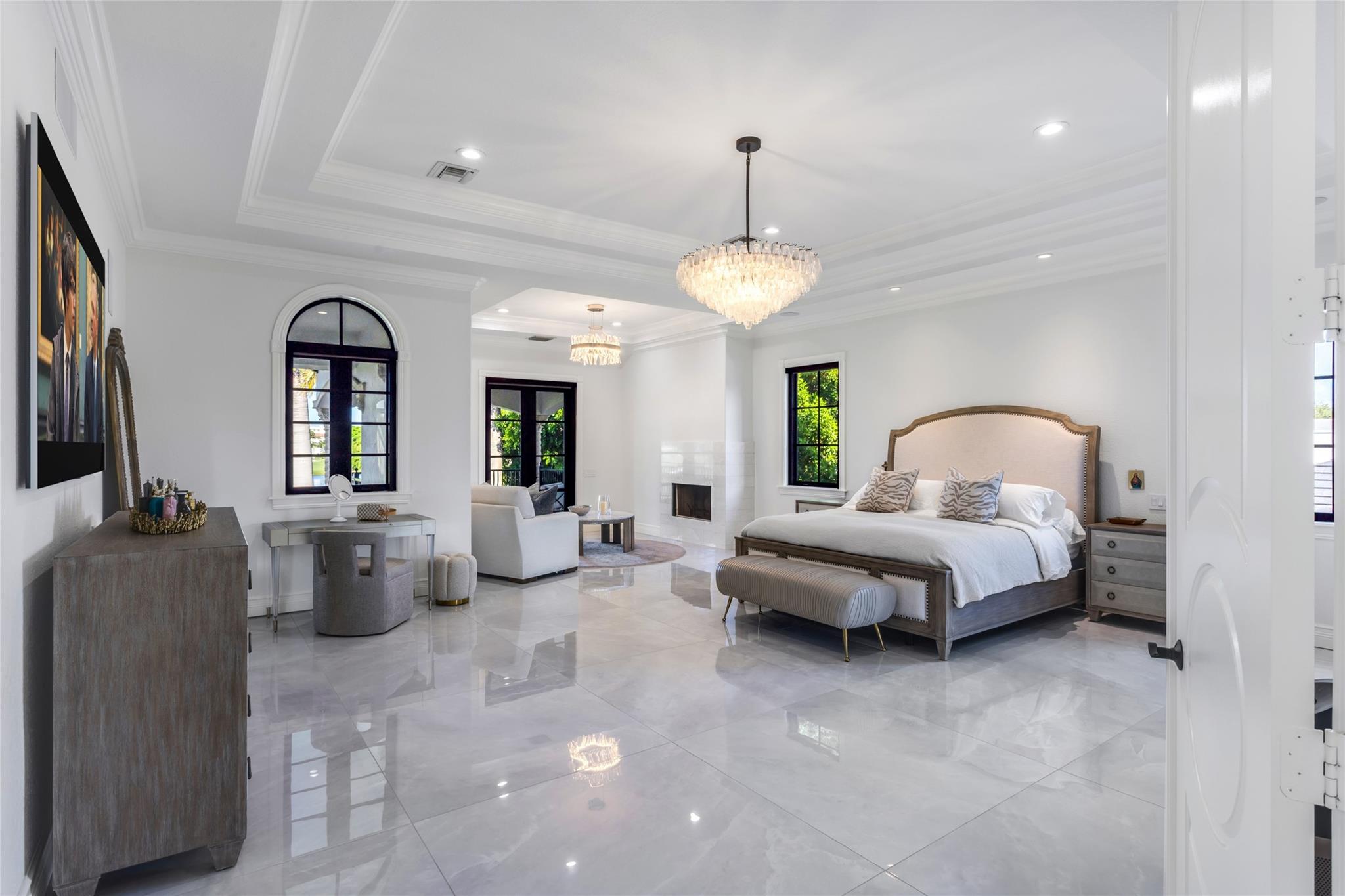 CORAL RIDGE COUNTRY CLUB - Residential
