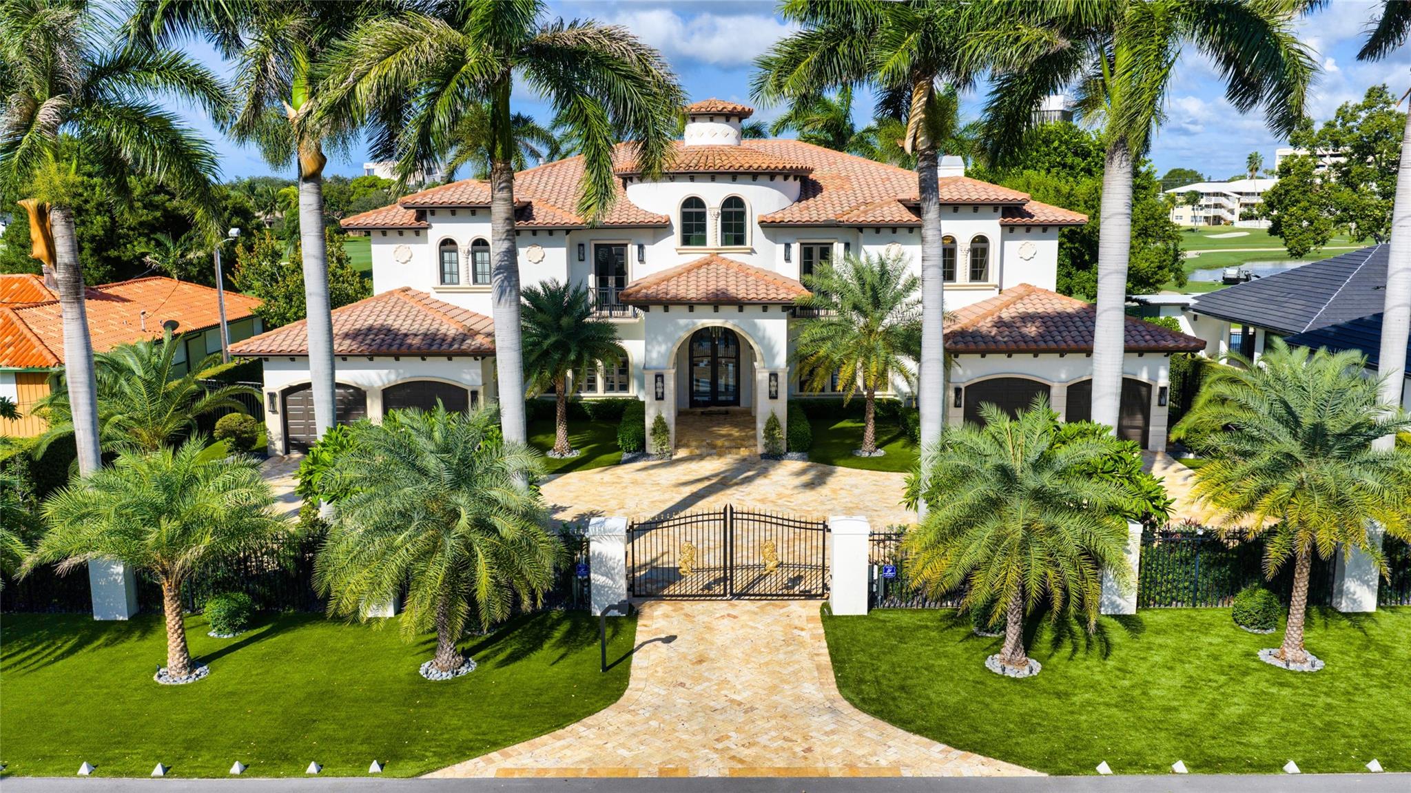 CORAL RIDGE COUNTRY CLUB - Residential