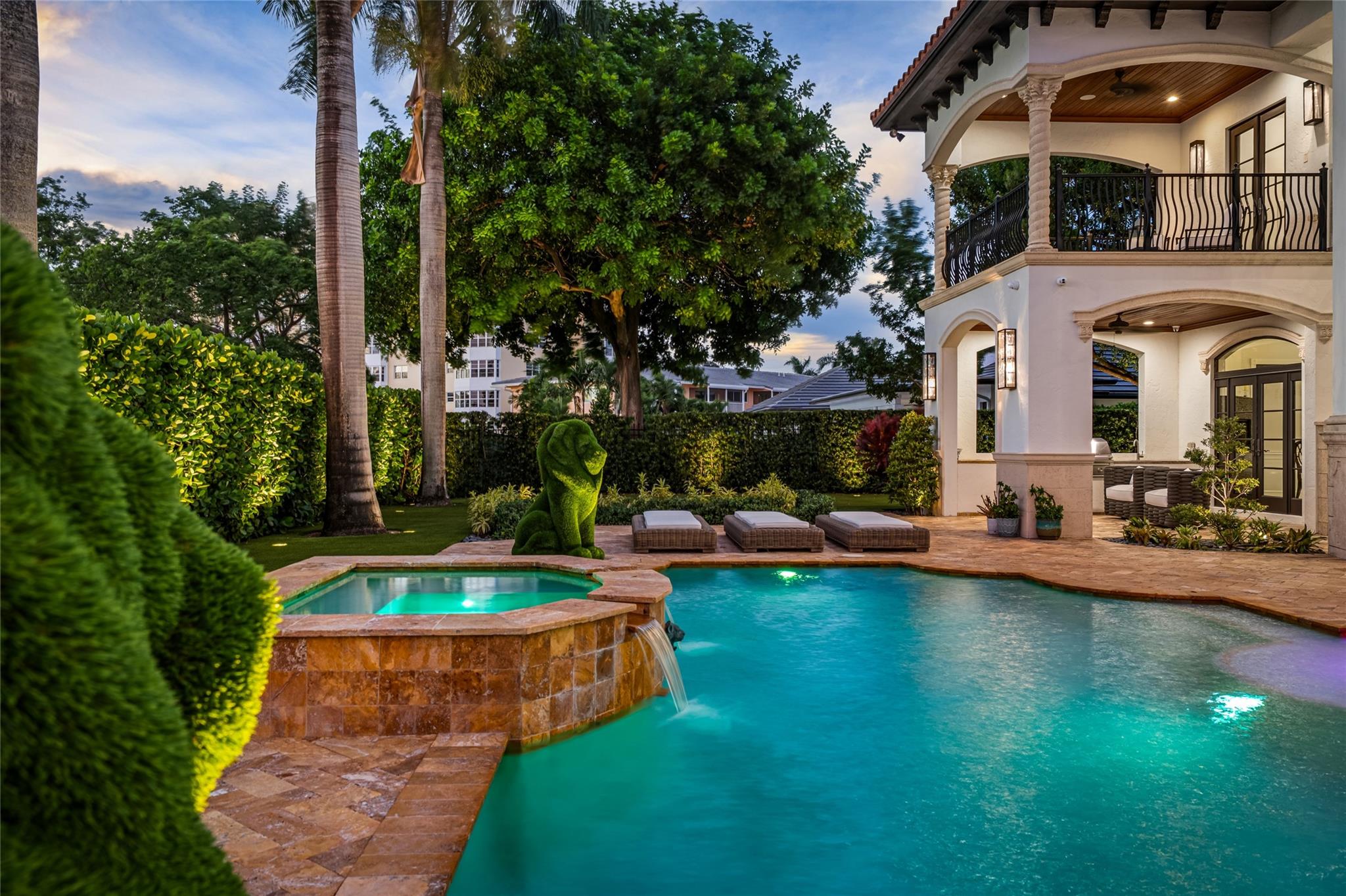 CORAL RIDGE COUNTRY CLUB - Residential