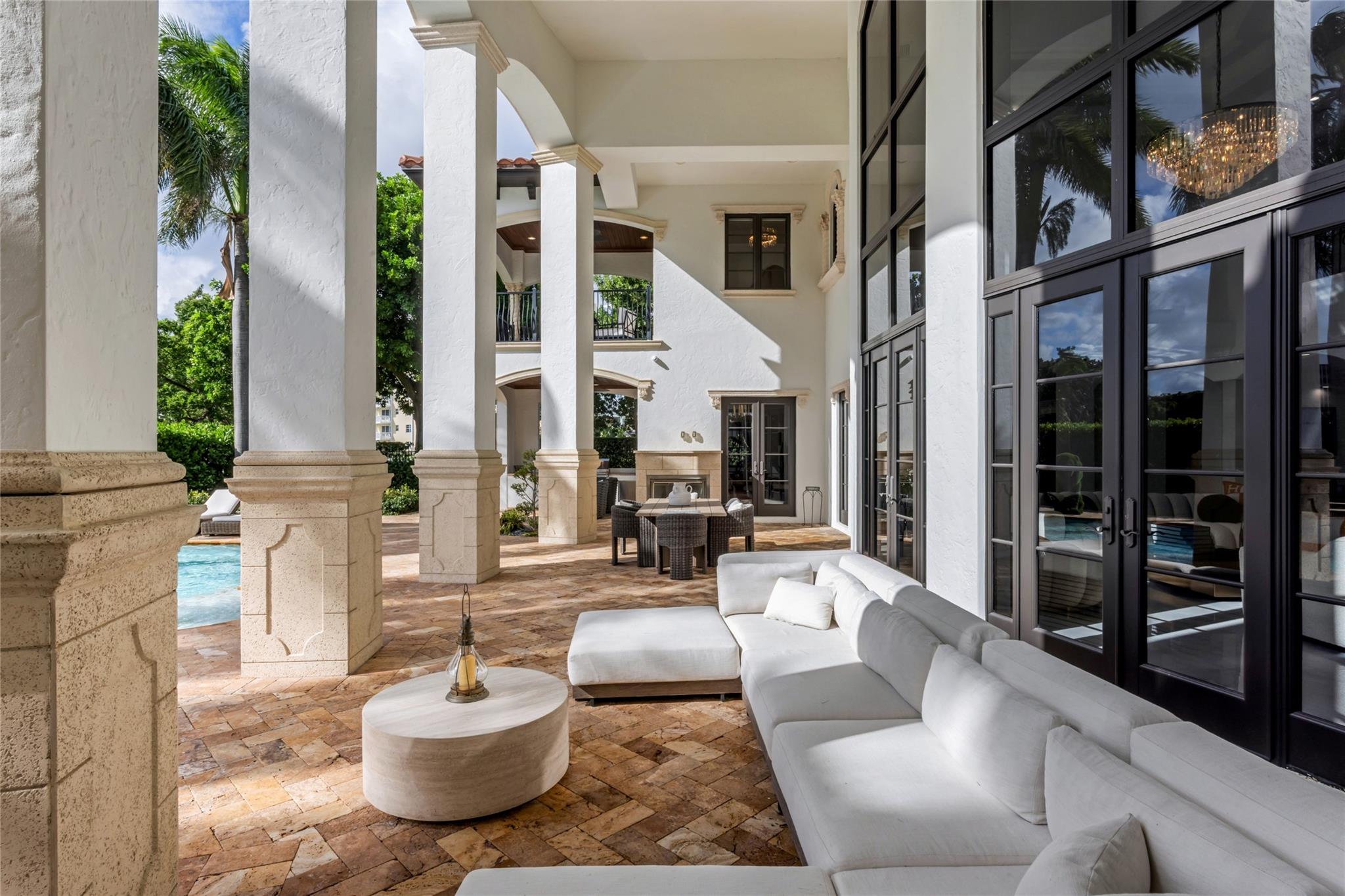 CORAL RIDGE COUNTRY CLUB - Residential