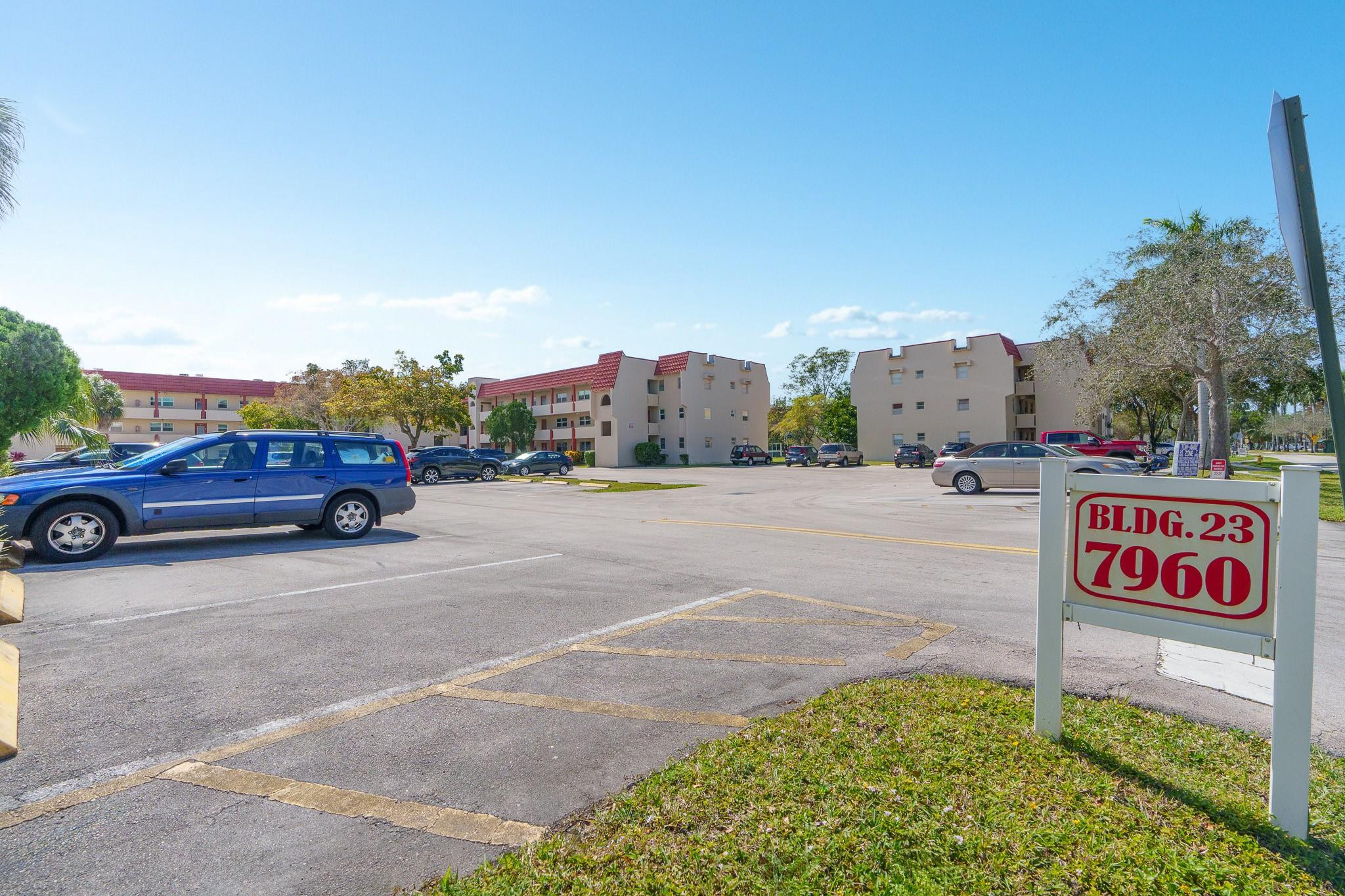 Sunrise Lakes - Residential