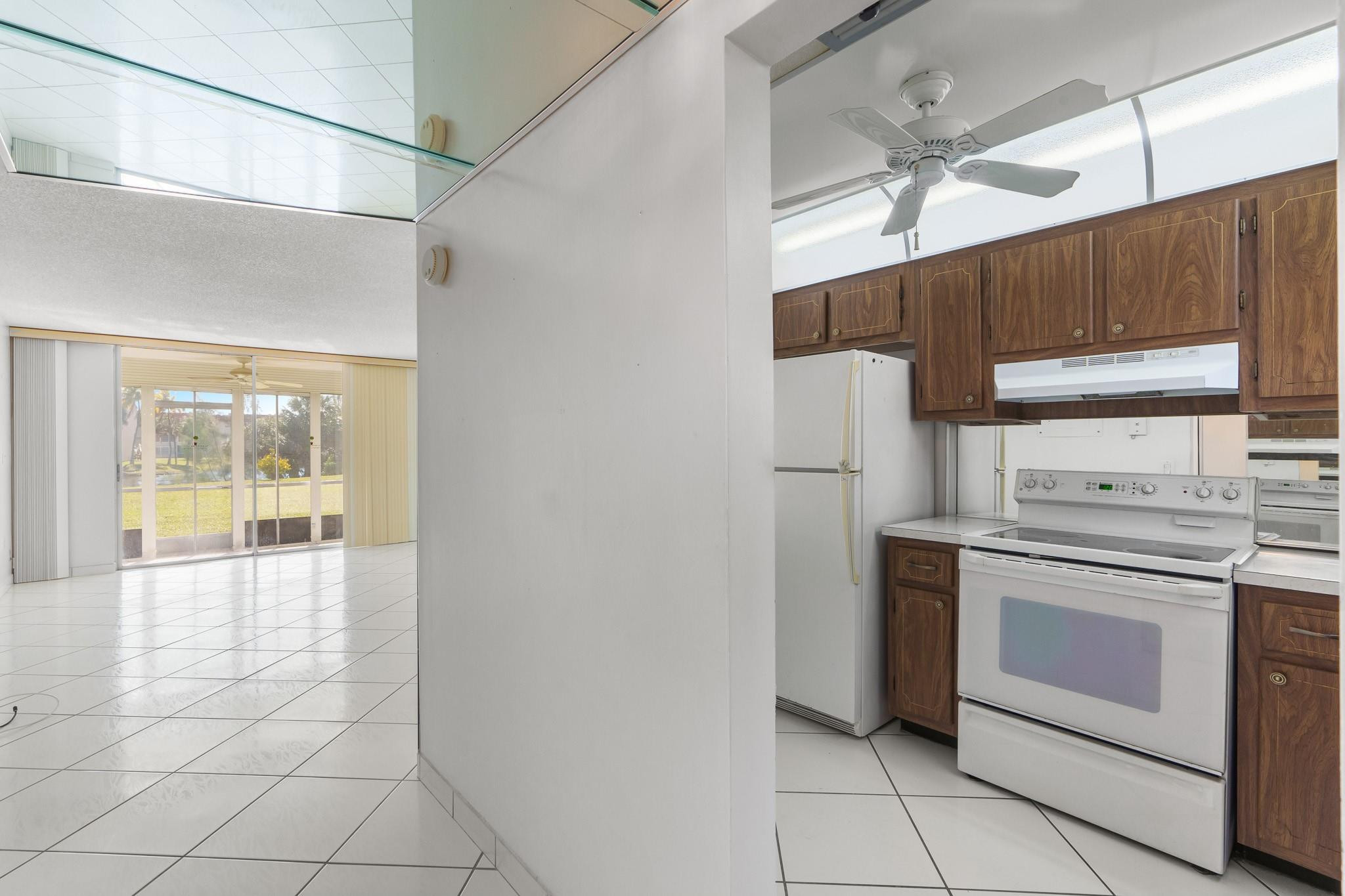 Sunrise Lakes - Residential