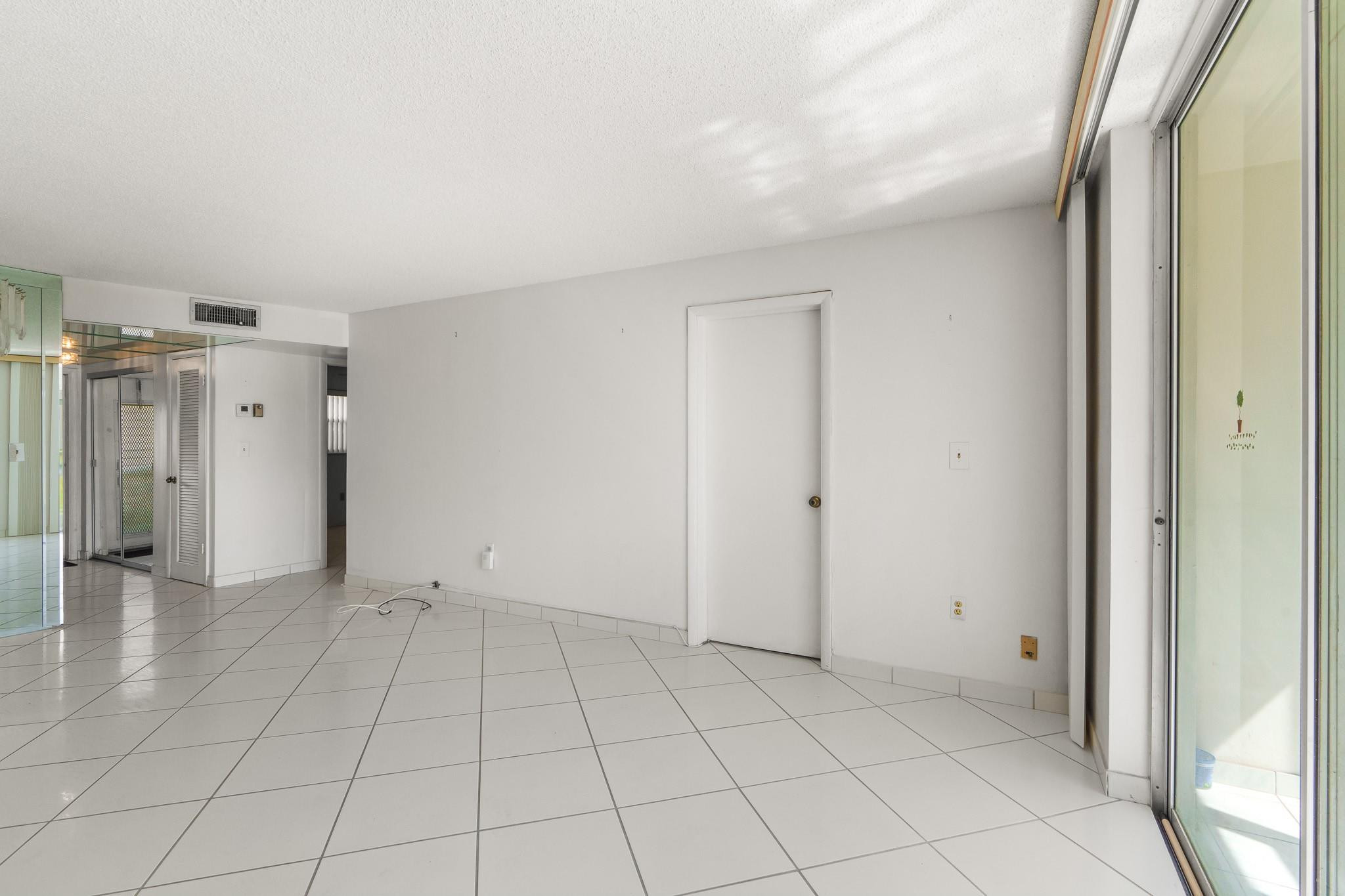 Sunrise Lakes - Residential