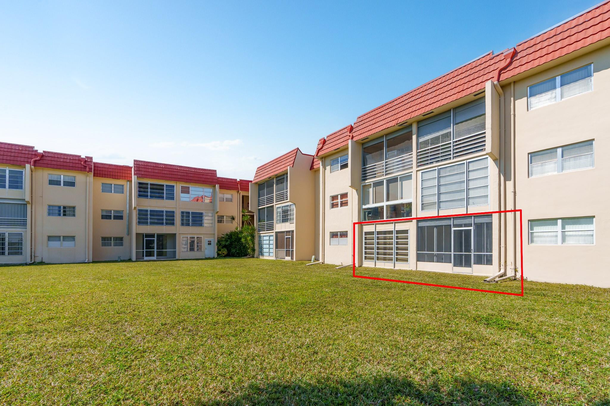 Sunrise Lakes - Residential