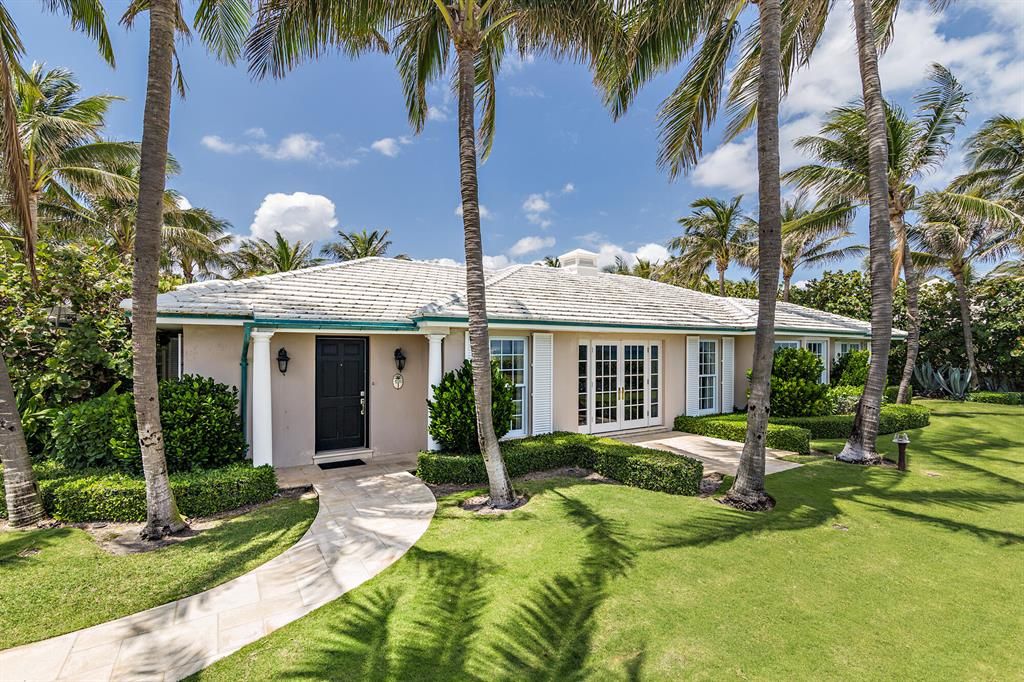 Photo of 1285 N Ocean Boulevard, Palm Beach, FL 33480 (MLS # R10742637)