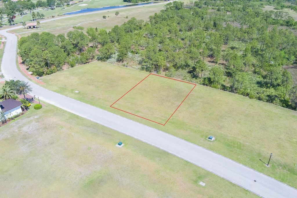 Photo of 137 SE Tramonto Street, Port Saint Lucie, FL 34984 (MLS # R11141254)