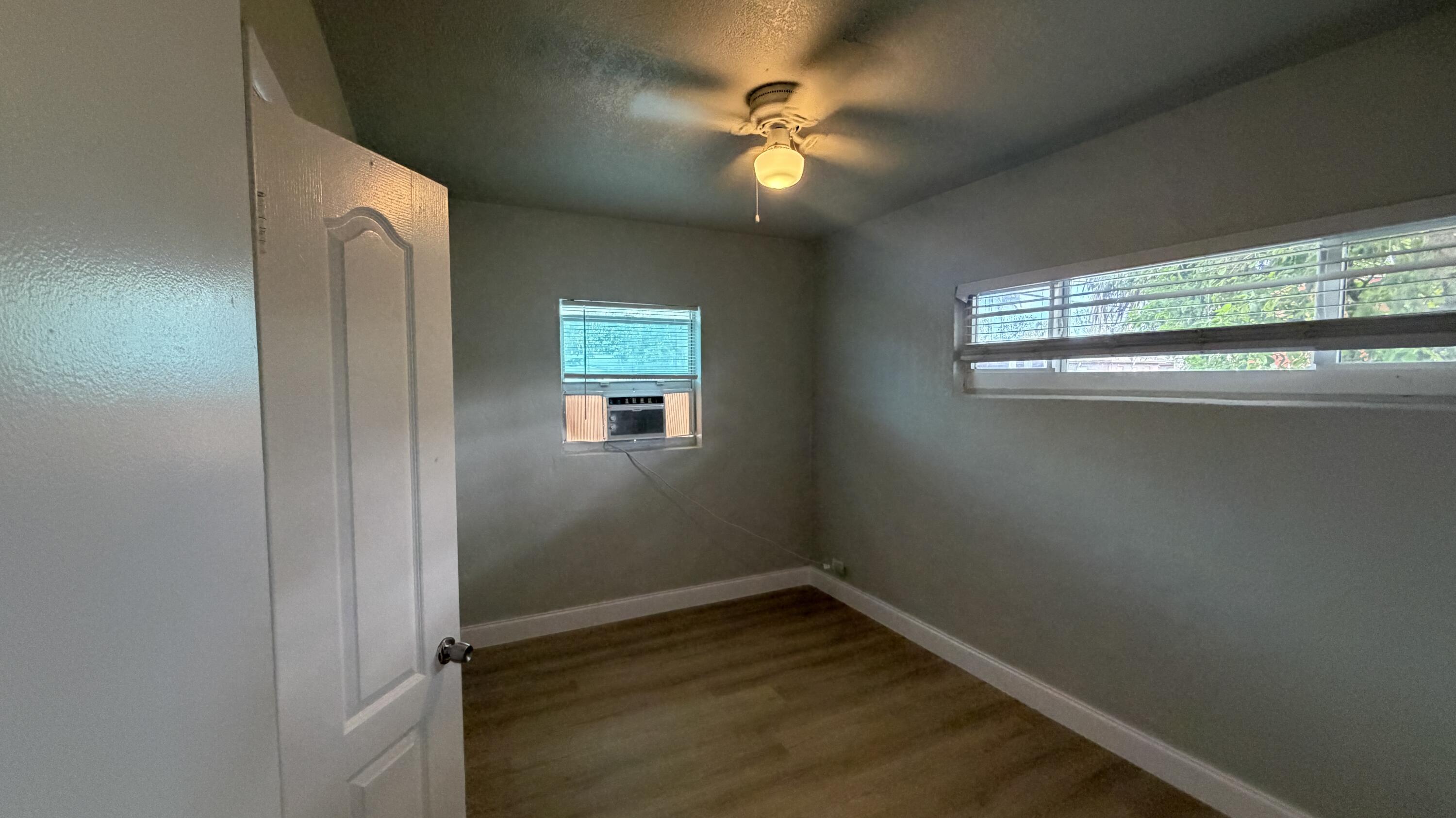 LINCOLN PARK FOURTH ADD - Residential Lease