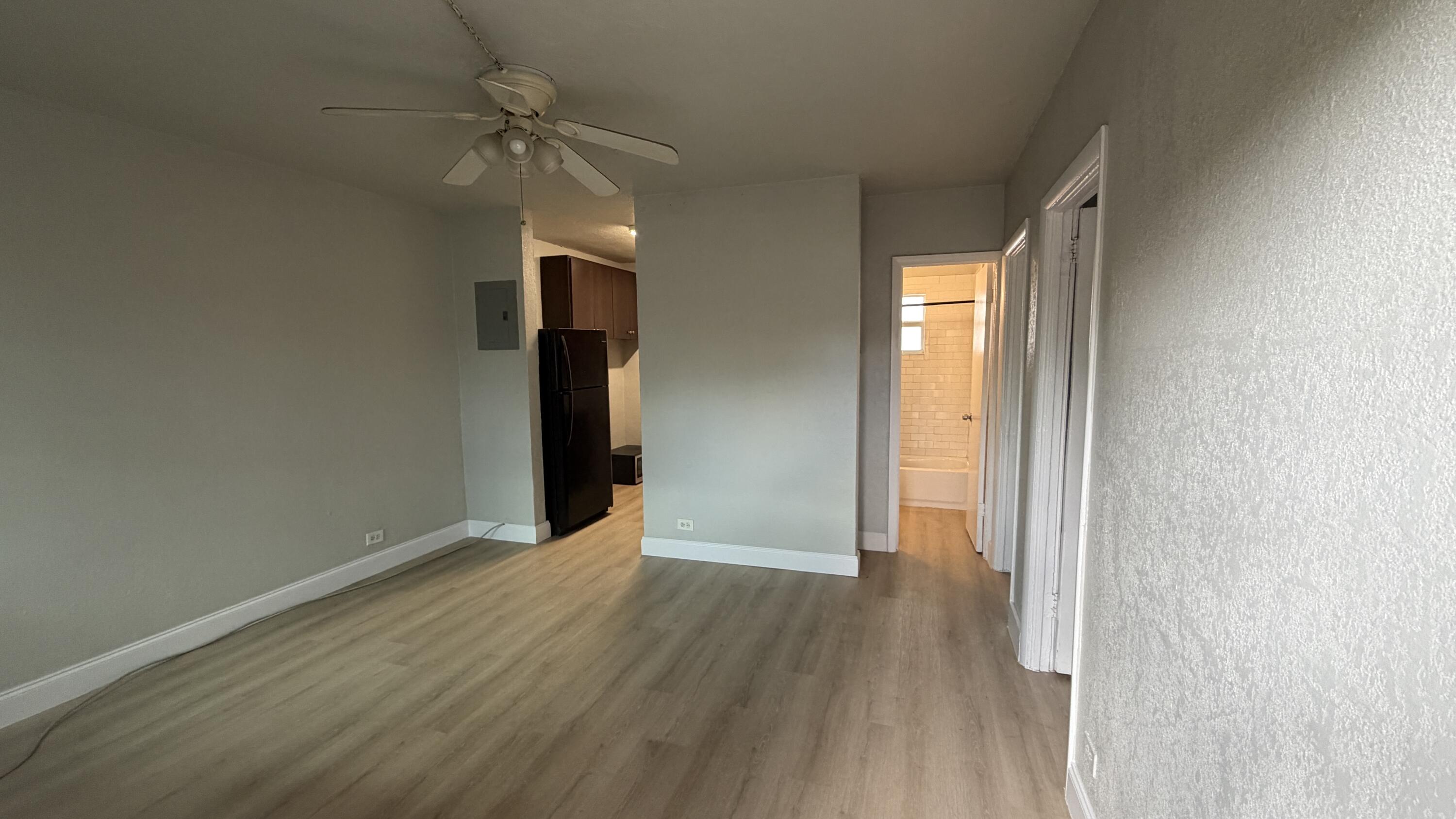 LINCOLN PARK FOURTH ADD - Residential Lease