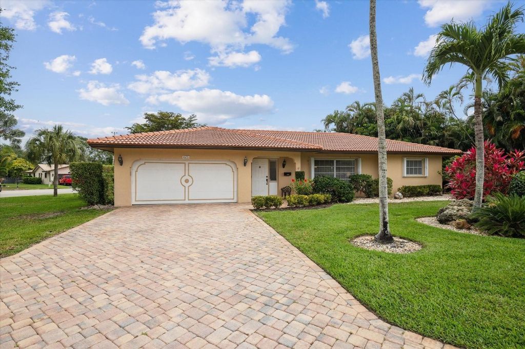 Photo of 10231 NW 43rd Street, Coral Springs, FL 33065 (MLS # F10497025)