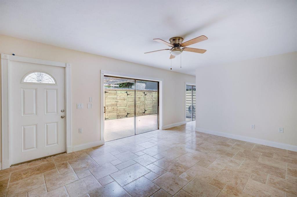 GLENWOOD TWNHS - Residential