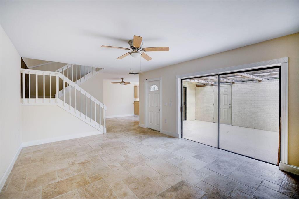 GLENWOOD TWNHS - Residential