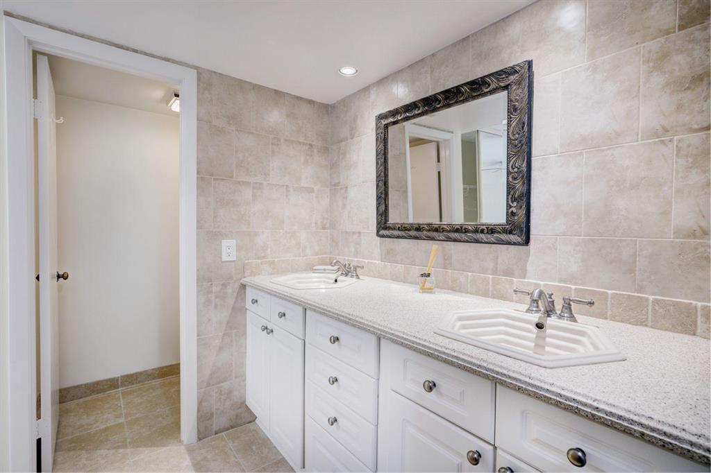 GLENWOOD TWNHS - Residential