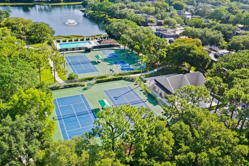 GLENWOOD TWNHS - Residential