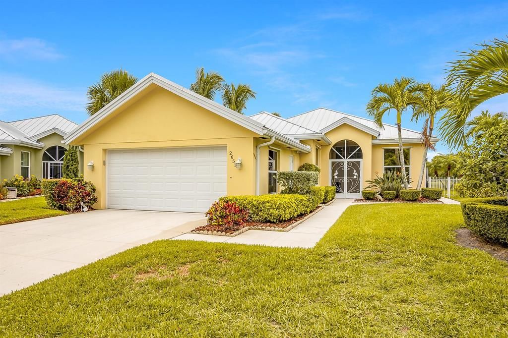 Photo of 2651 SW Greenwich Way, Palm City, FL 34990 (MLS # R10728590)