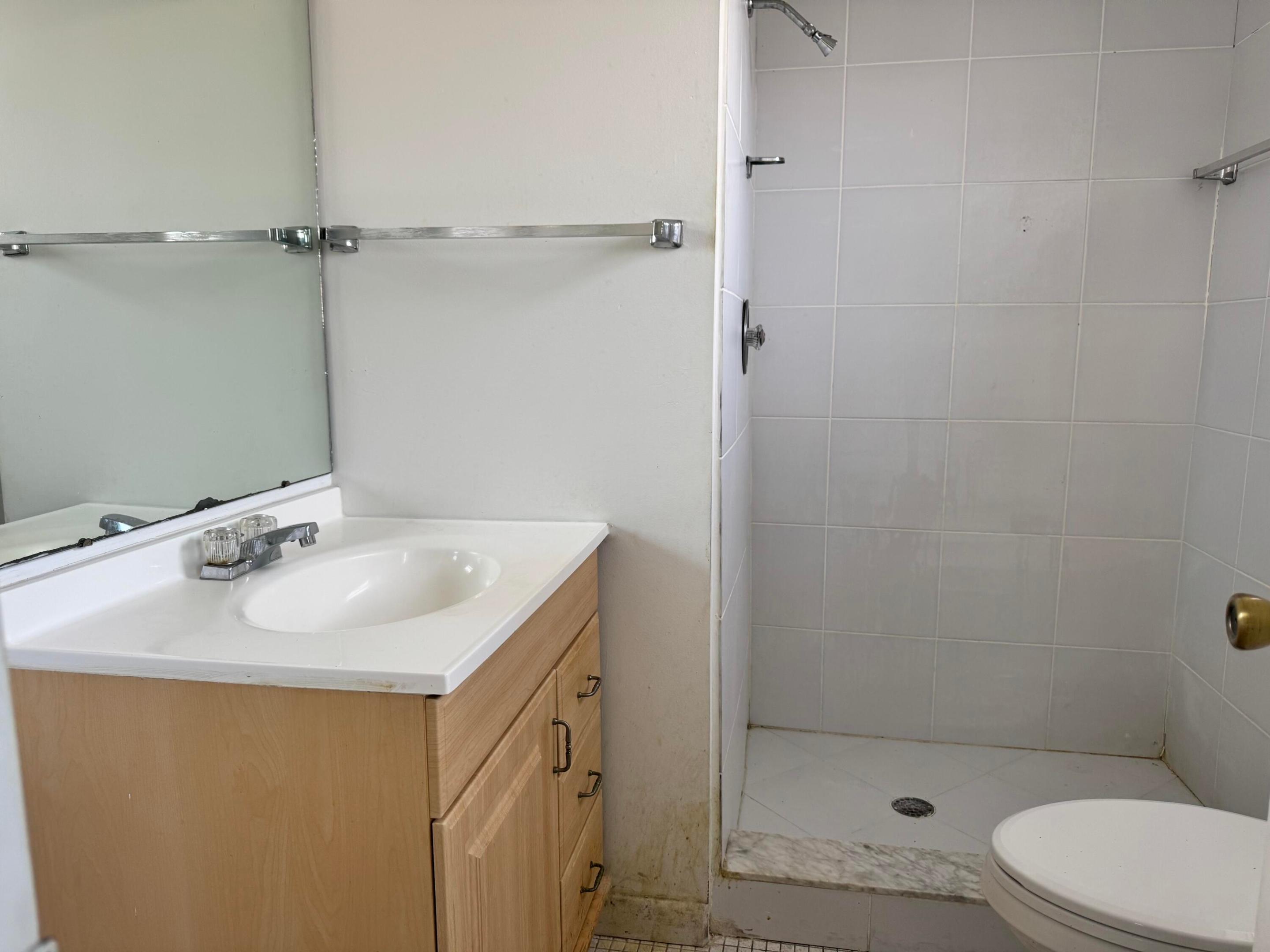 SUNRISE LAKES 69 CONDO - Residential