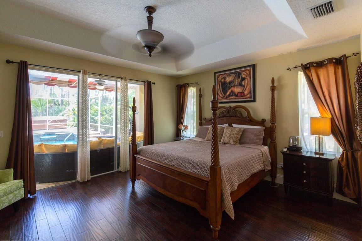 PADDOCK PARK 1 OF WELLINGTON - Residential Lease