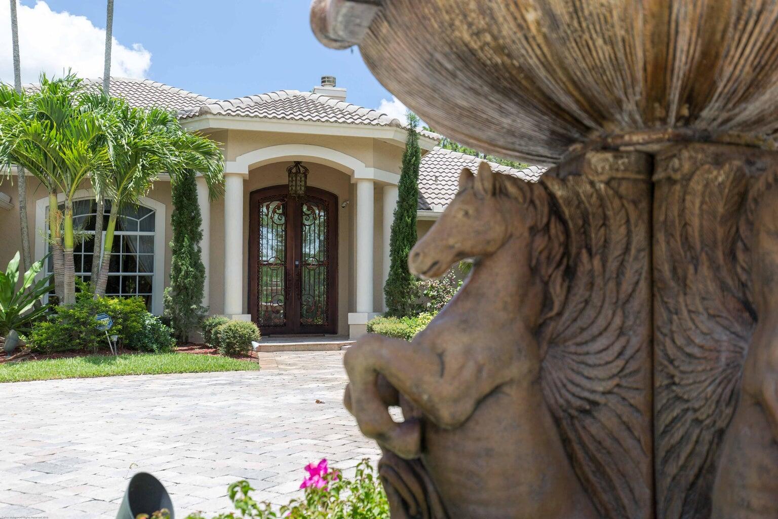 Properties 14816 Stirrup Lane
