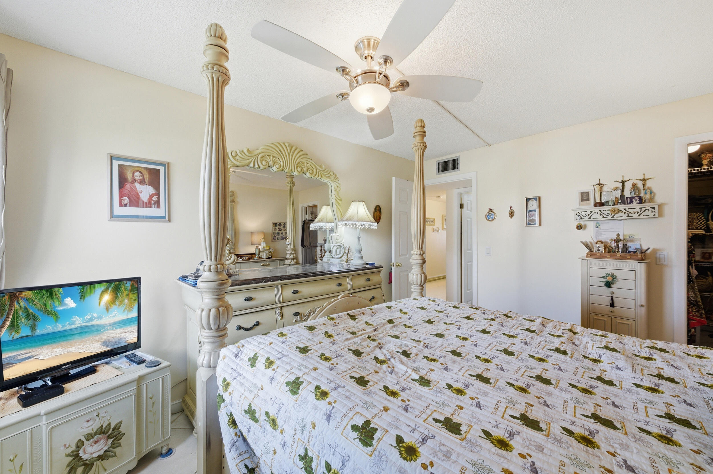 Kings Point Monaco - Residential