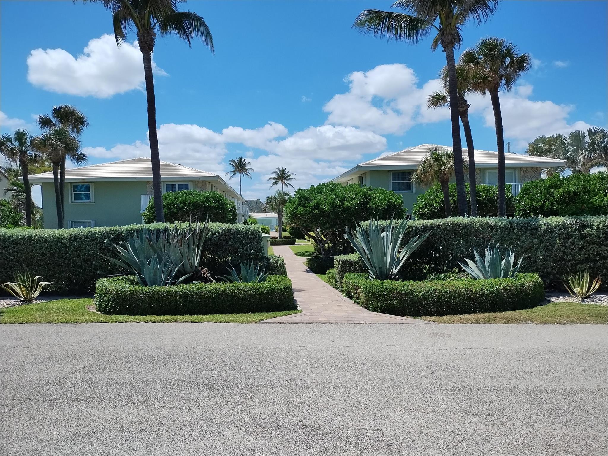 Ocean Manor - Residential Lease