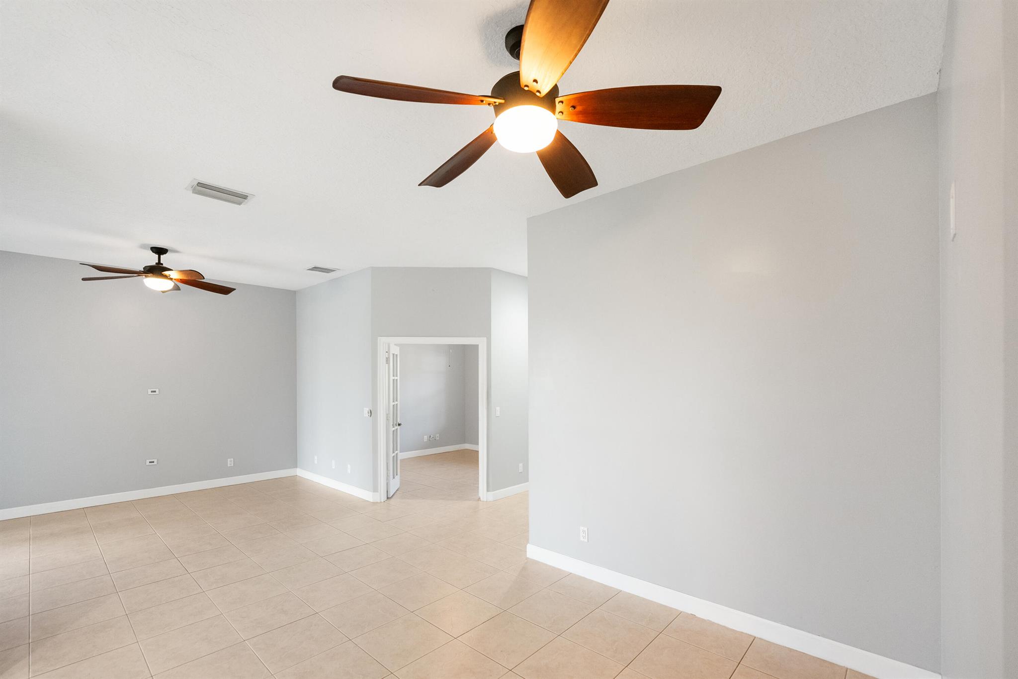 River Place on the St. Lu - Residential