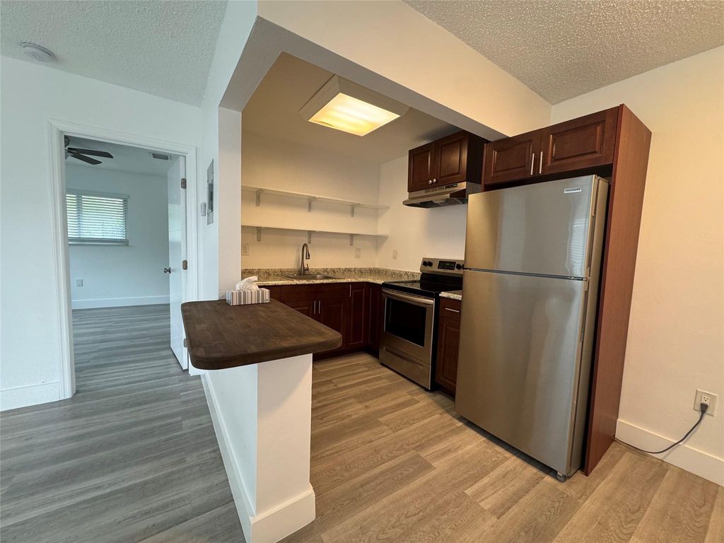 Photo of 820 NE 17th Avenue #5, Fort Lauderdale, FL 33304 (MLS # F10549497)