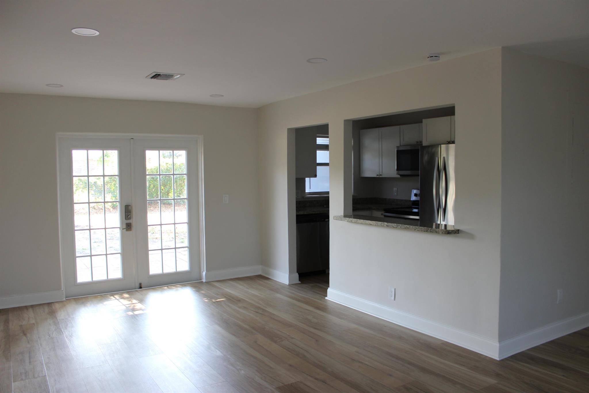 12015 Colony Avenue