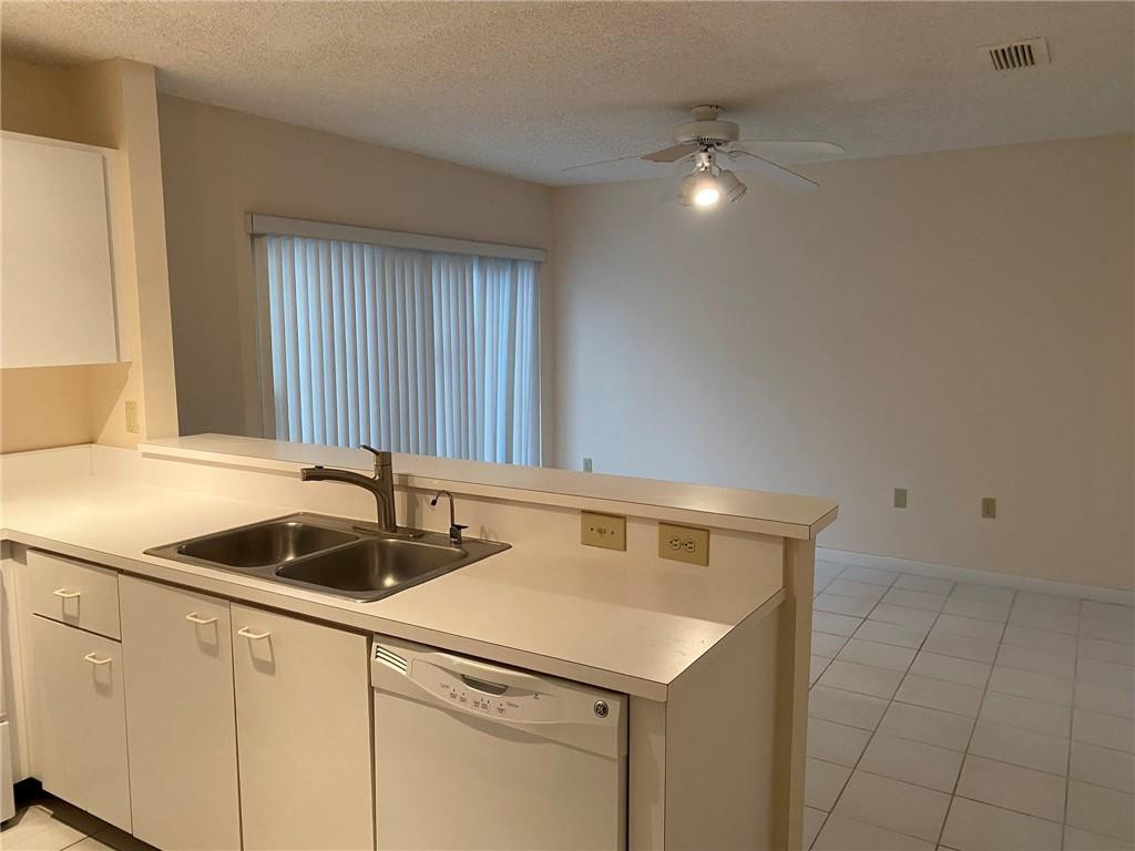 Apple Creek 133-8 B - Residential Lease