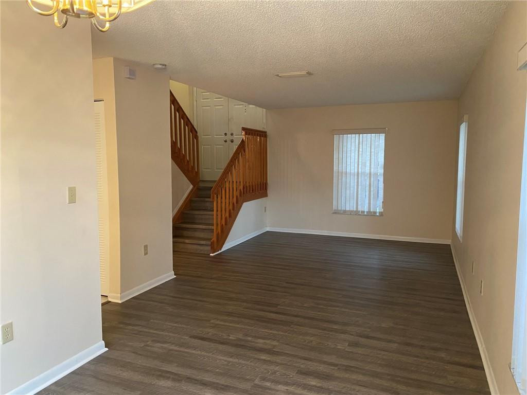 Apple Creek 133-8 B - Residential Lease