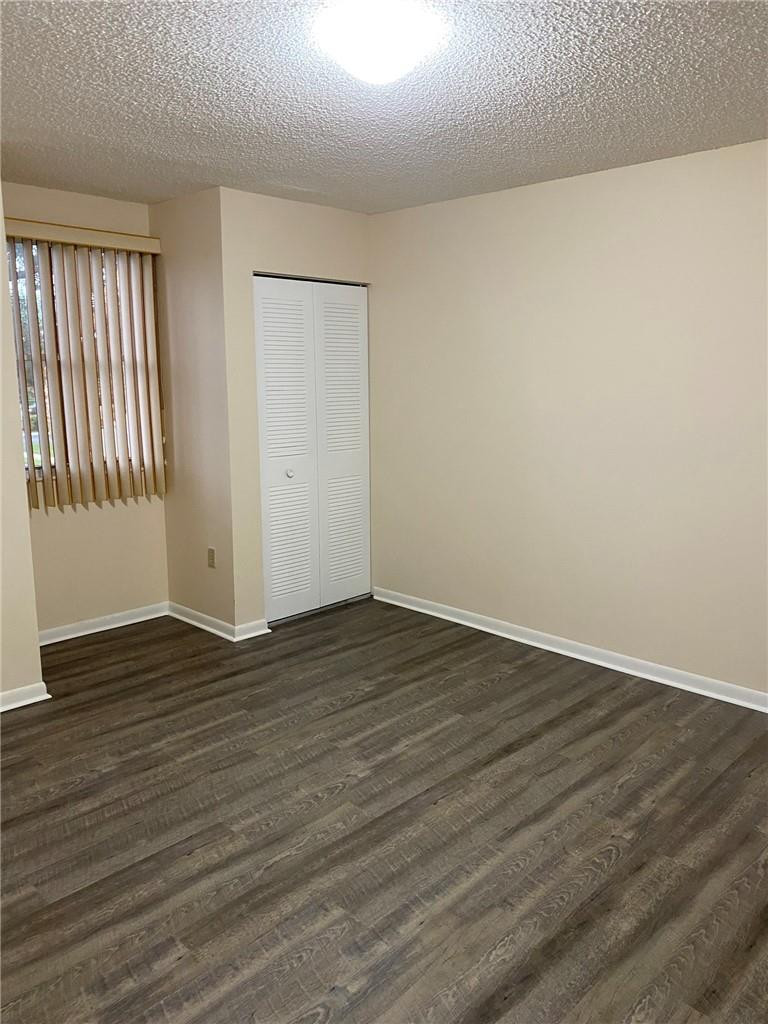 Apple Creek 133-8 B - Residential Lease