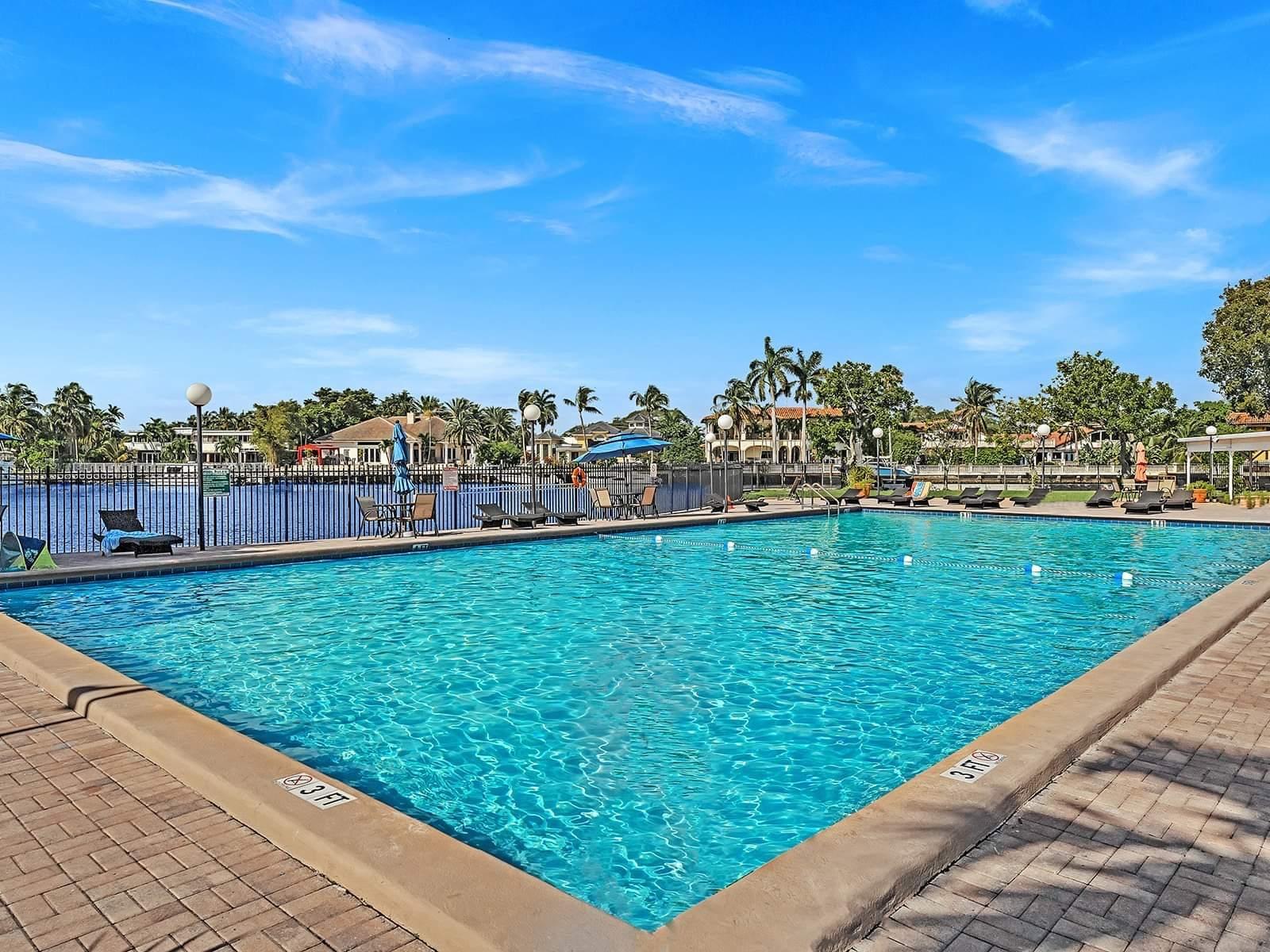 Desoto Park Condo - Residential Lease