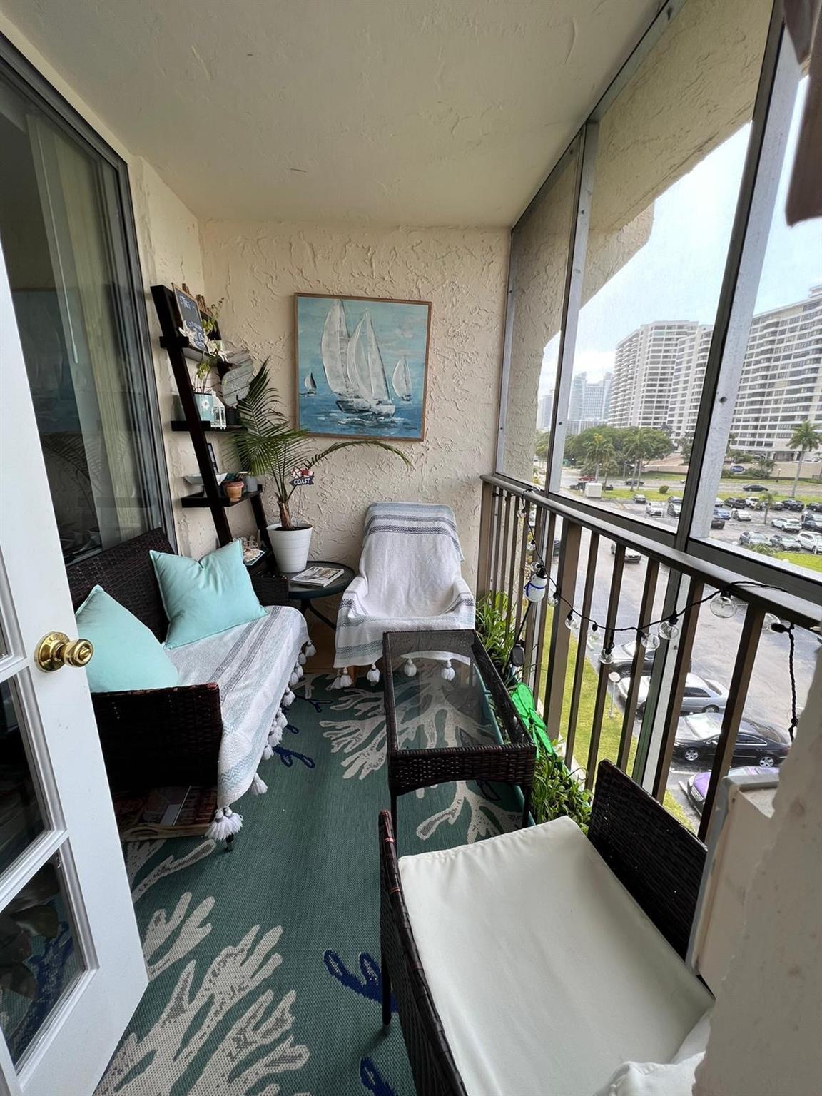Desoto Park Condo - Residential Lease