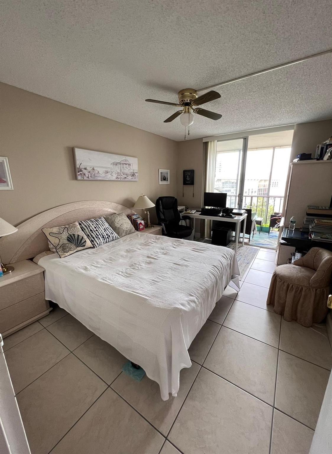 Desoto Park Condo - Residential Lease