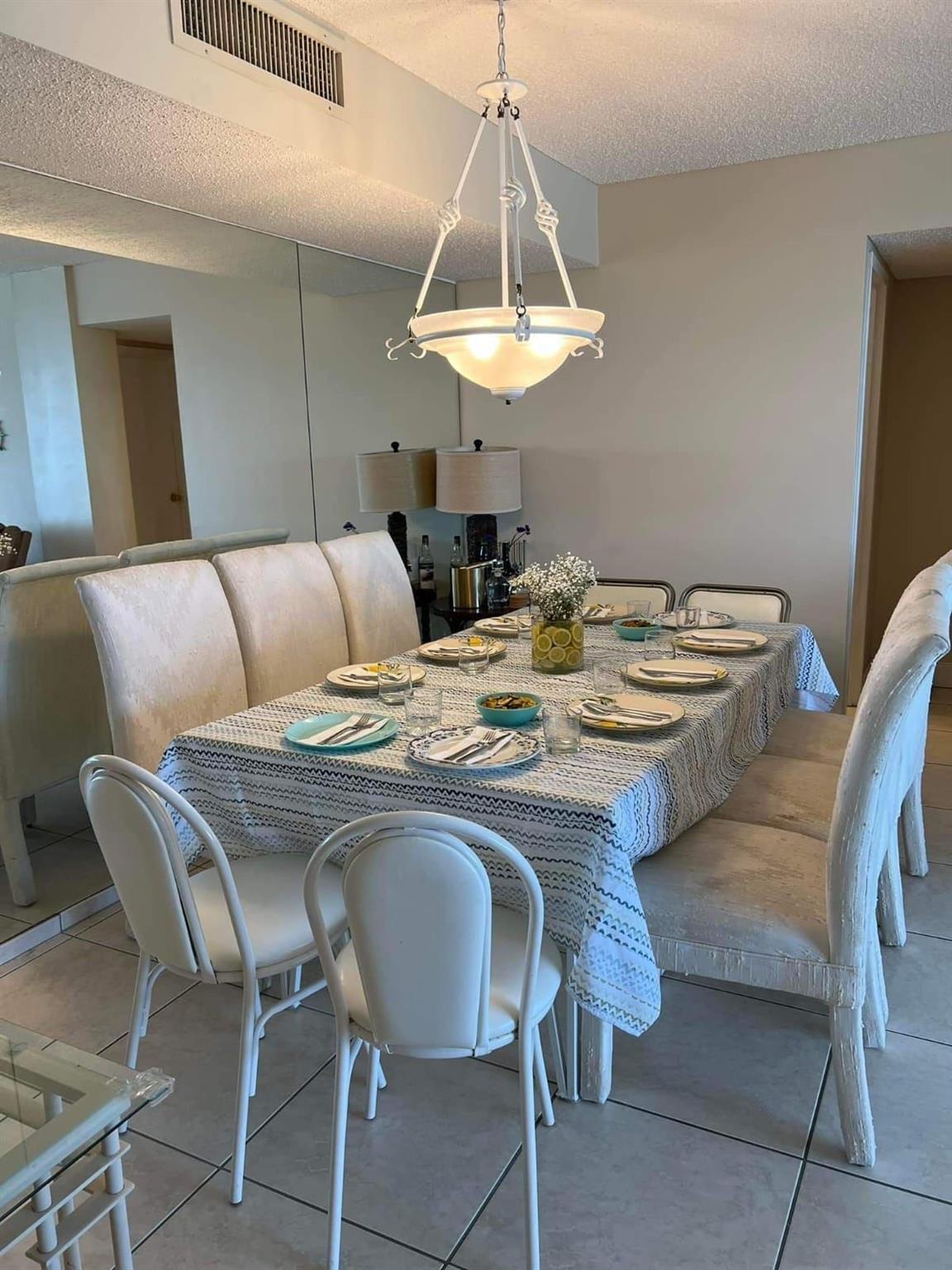 Desoto Park Condo - Residential Lease