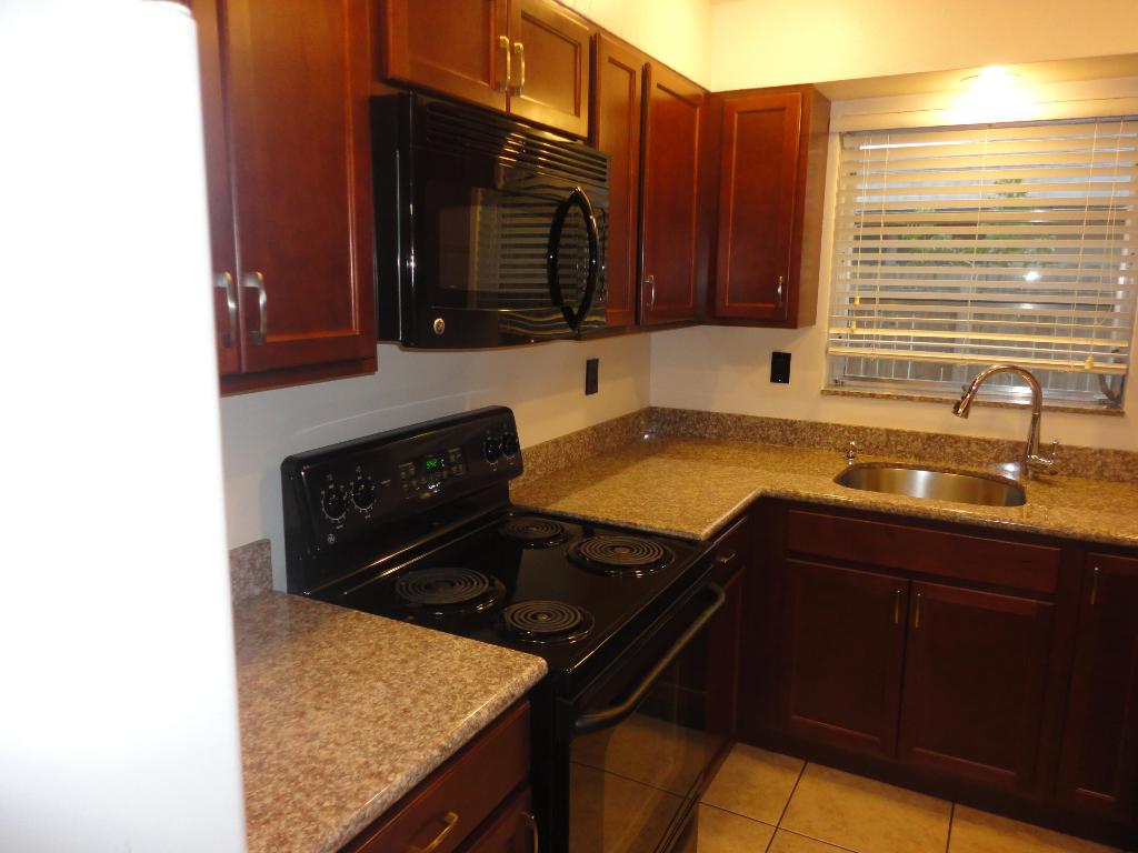 BOCA WOODS - Residential Lease