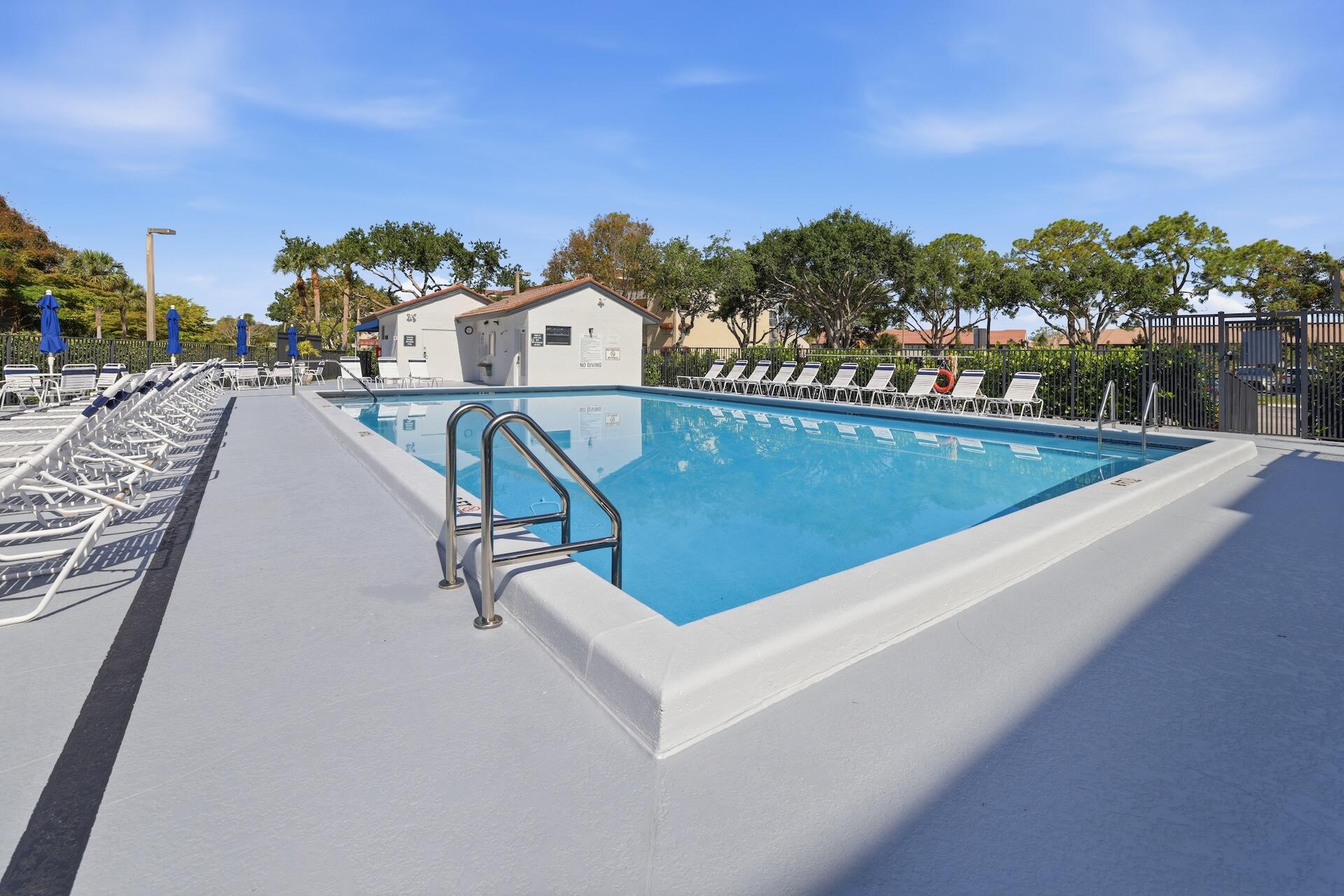 FAIRWAY CLUB CONDO - Residential