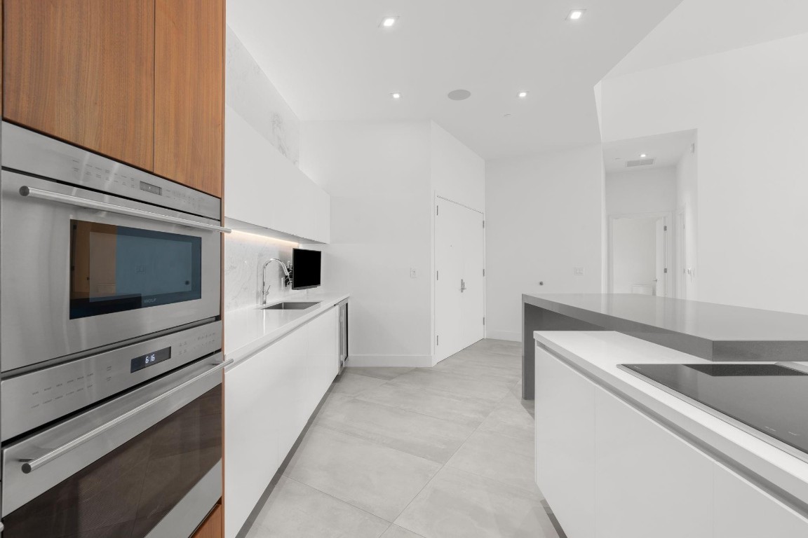 701 N Fort Lauderdale Beach Boulevard 214